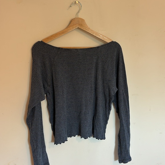 Volcom Long Sleeve Striped Blue and Black Ruffle Top - Picture 6 of 7